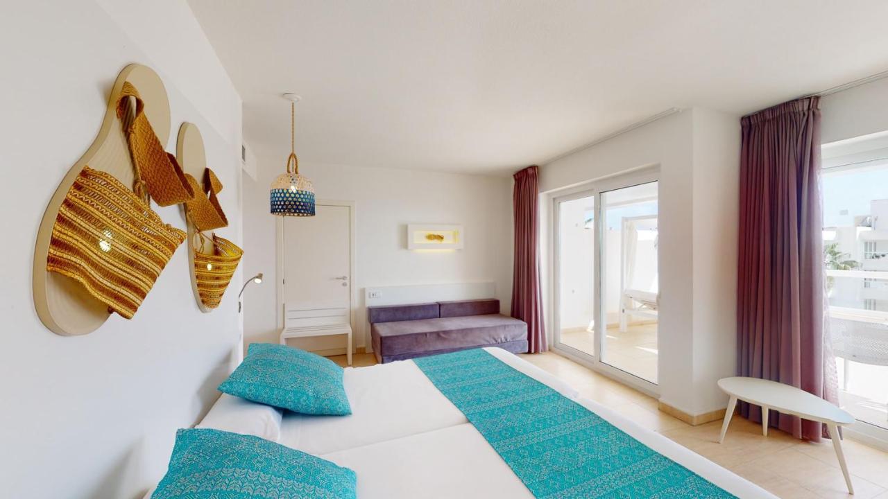 Aparthotel Tropic Garden Santa Eularia des Riu Exteriér fotografie