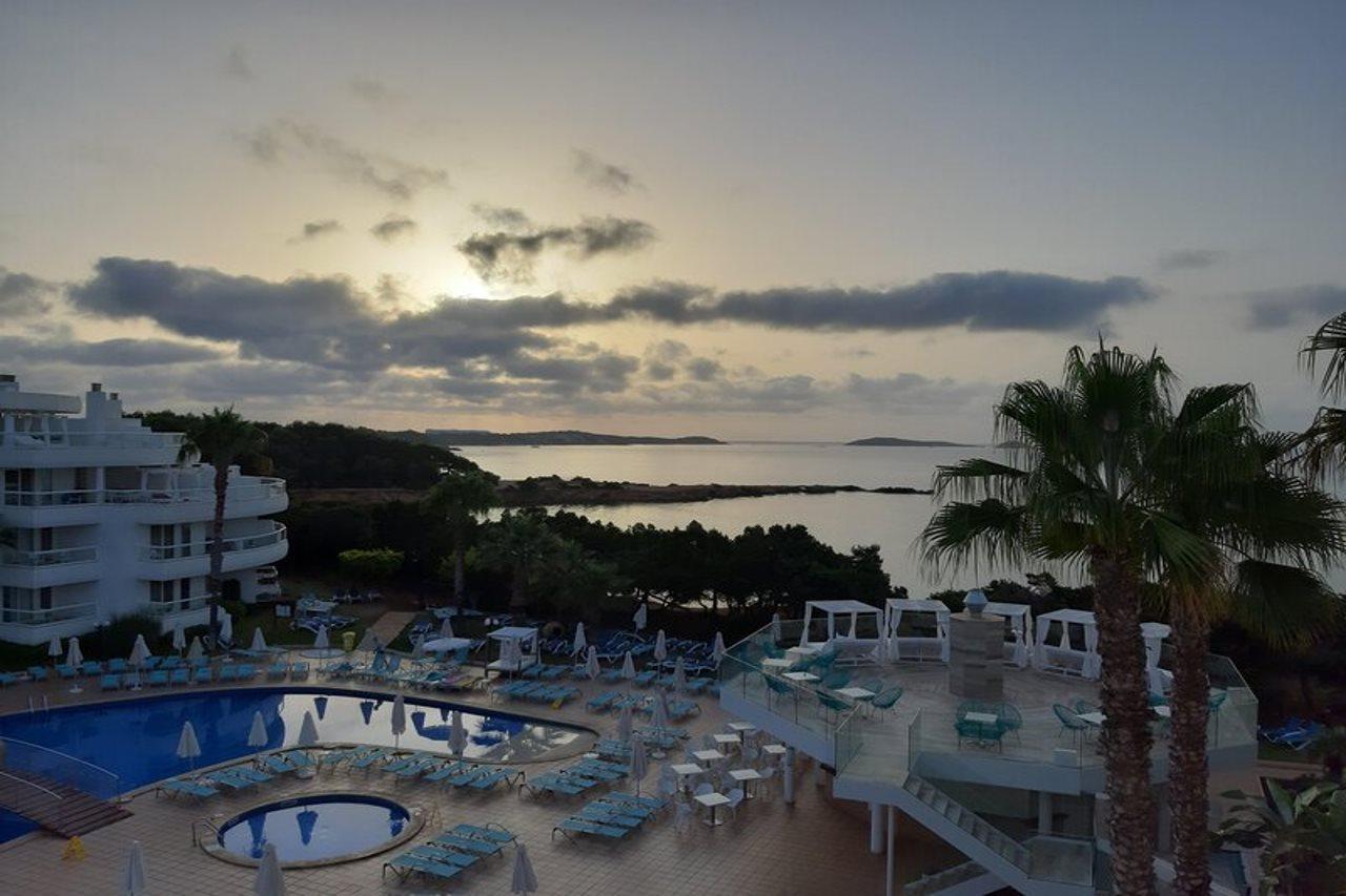 Aparthotel Tropic Garden Santa Eularia des Riu Exteriér fotografie