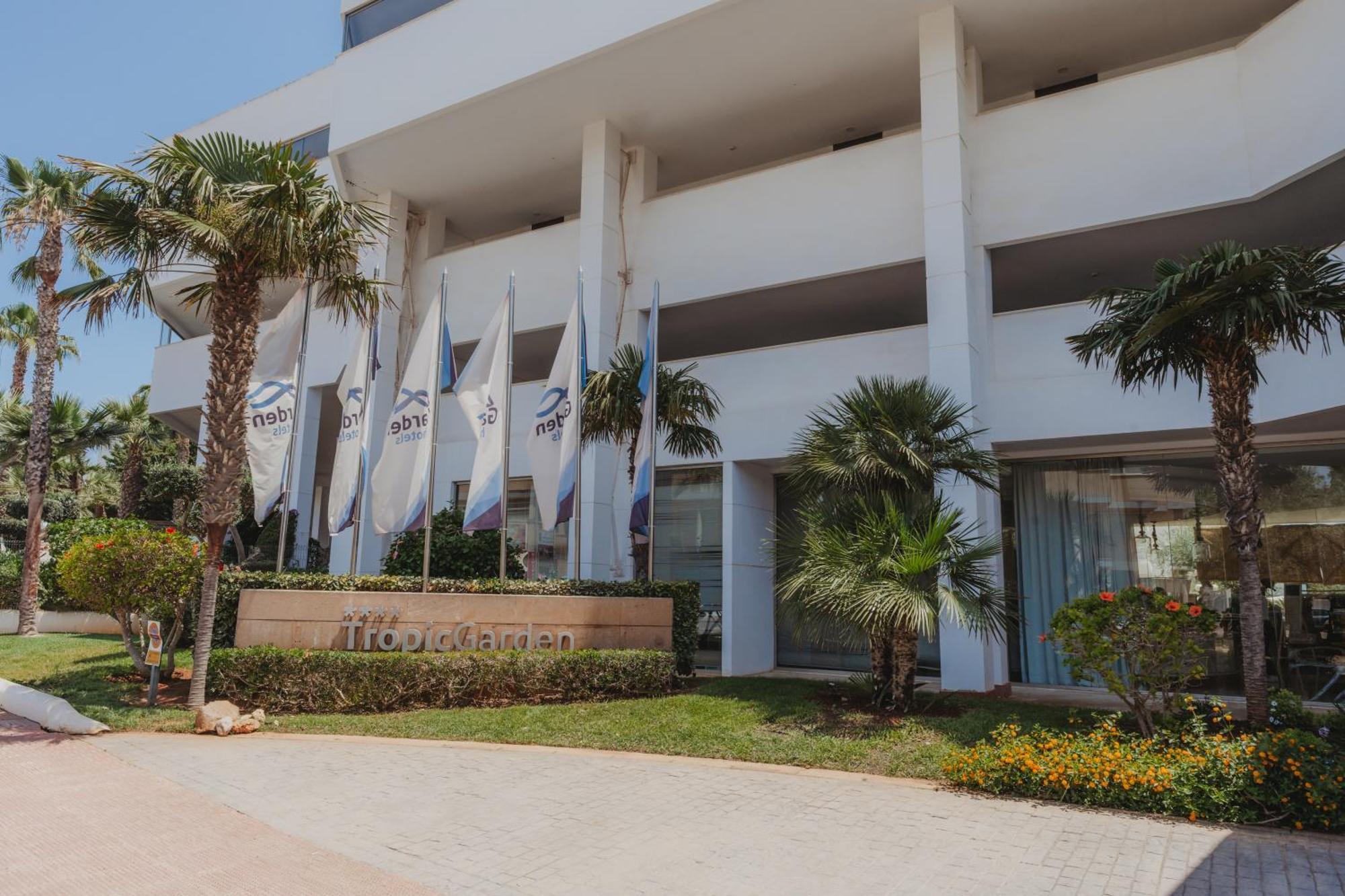 Aparthotel Tropic Garden Santa Eularia des Riu Exteriér fotografie
