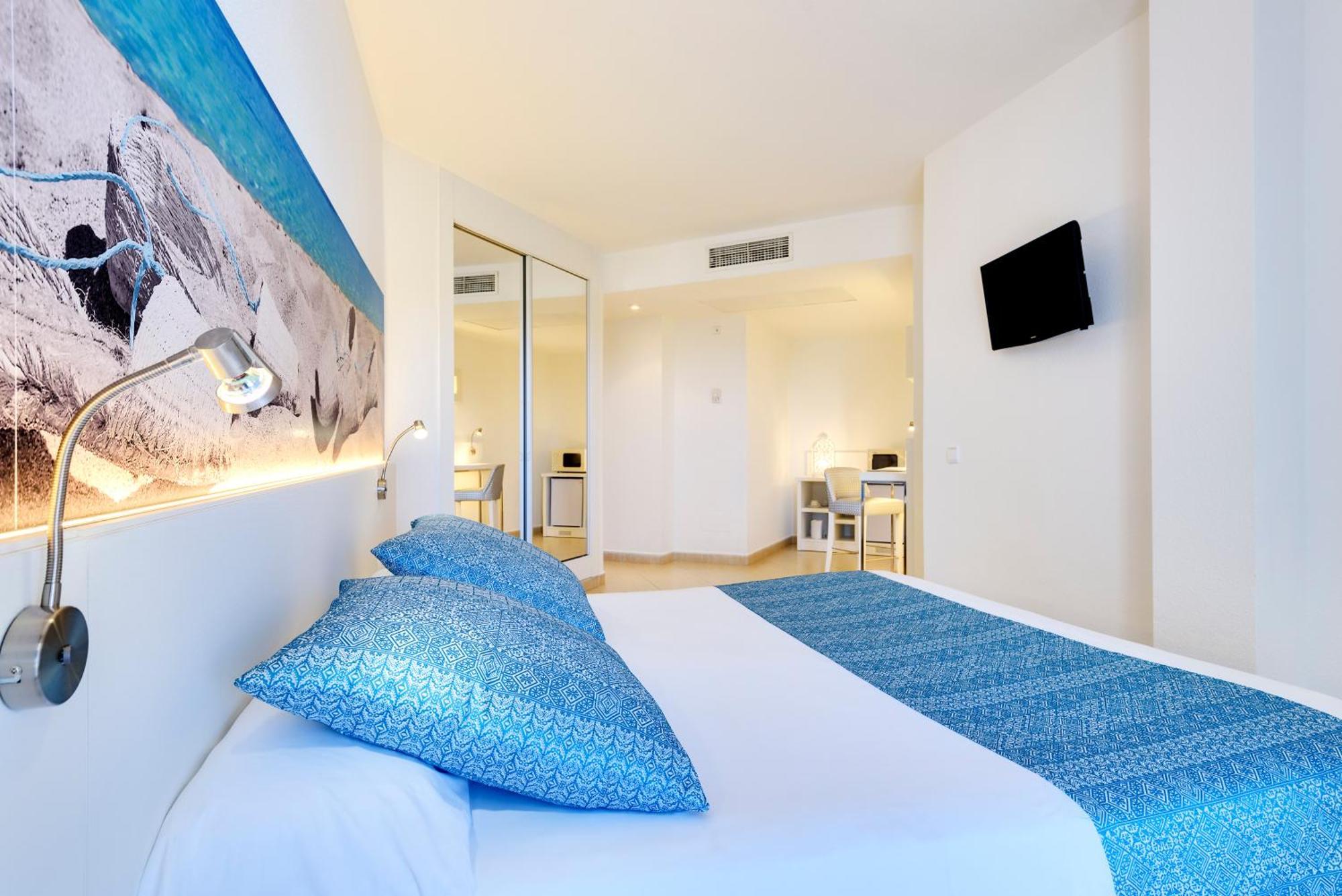 Aparthotel Tropic Garden Santa Eularia des Riu Exteriér fotografie